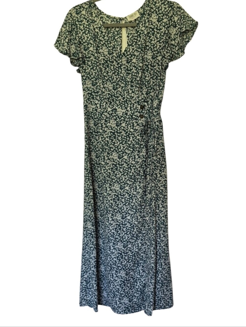 Sienna Sky Size Medium Green White Floral Faux Wrap Midi Dress Flutter Sleeve